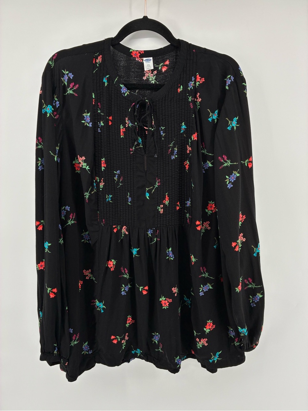 Old Navy Black Floral Tie-Neck Peasant Blouse